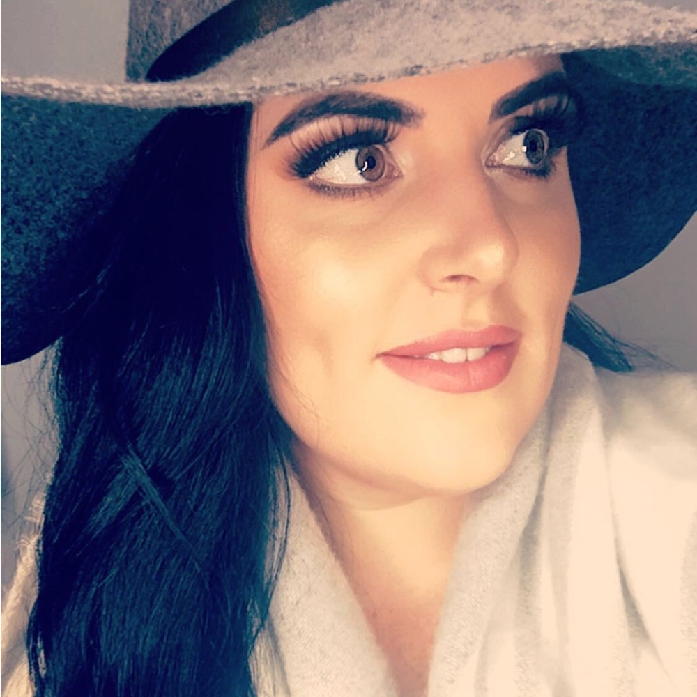 Meet your Posher, Taylor